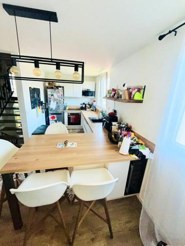 Maison à LE BLANC-MESNIL, 93150 - 4 pièces 144m²