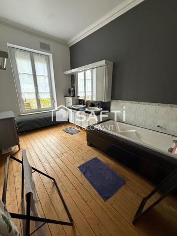 Maison 5 chambres-jardin-terrasse-stationnement privatif fermé