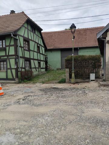 Maison + Grange + terrain constructible
