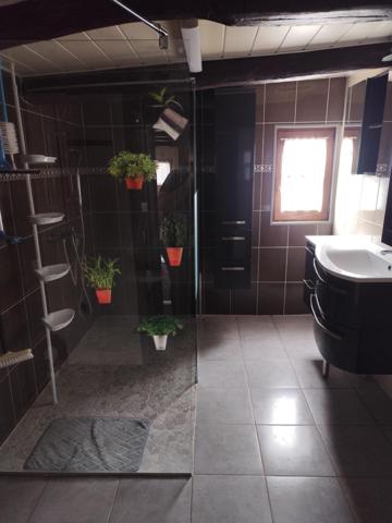 Maison + Grange + terrain constructible