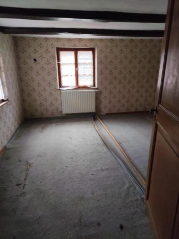 Maison + Grange + terrain constructible