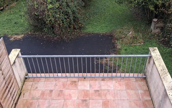 Maison à louer    3 pièces •  Saintes