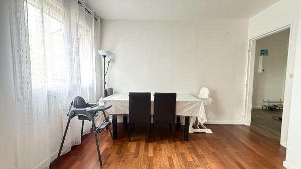Appartement 4 pièces 2 chambres à louer à Evry Courcouronnes - 67 m² avec parking et cave