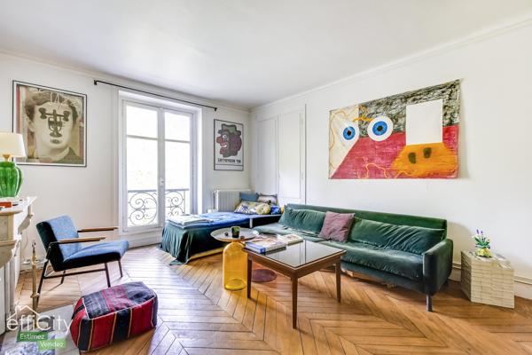 Appartement
         3 pièces
        - 64 m² 865 000 € *