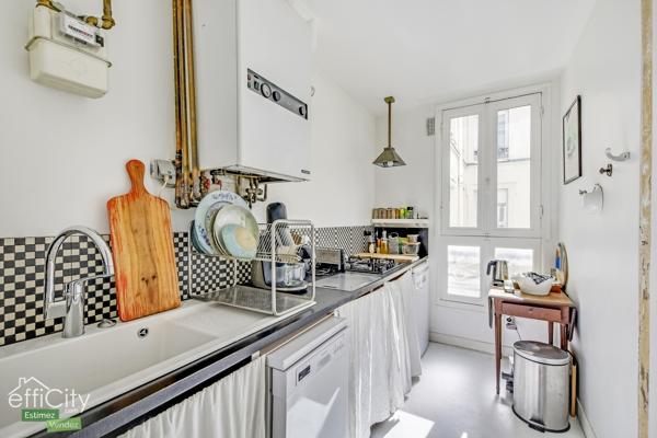 Appartement
         3 pièces
        - 64 m² 865 000 € *