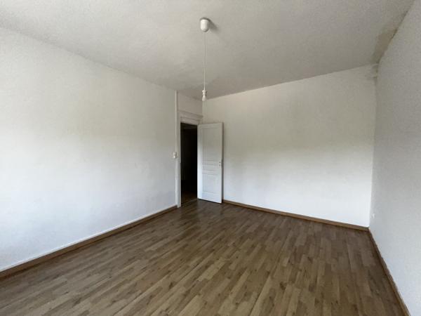 Amarre à HAUTMONT (59330)