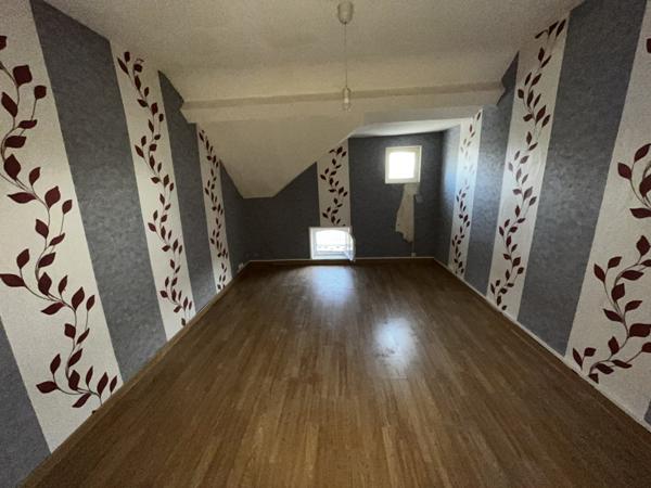 Amarre à HAUTMONT (59330)