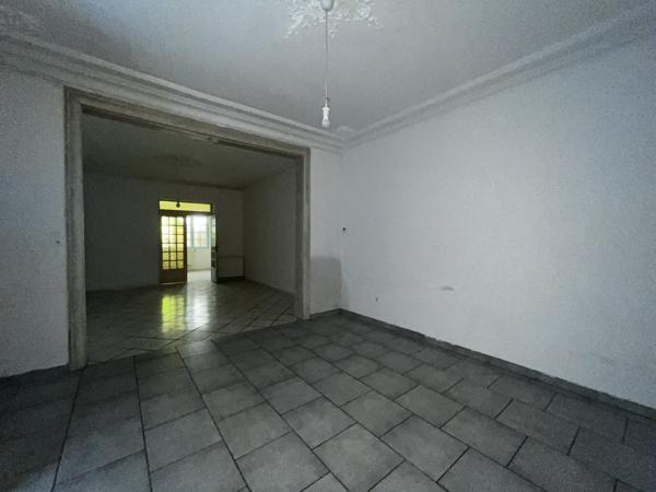 Amarre à HAUTMONT (59330)