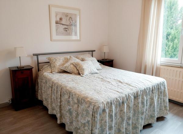 Maison à JONZAC 17500, 17500 - 7 pièces 160m²