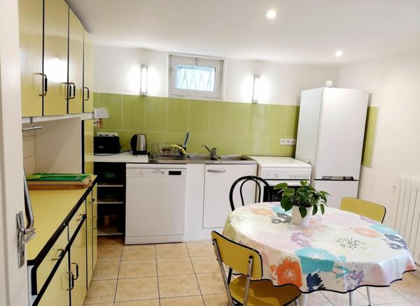 Maison à JONZAC 17500, 17500 - 7 pièces 160m²