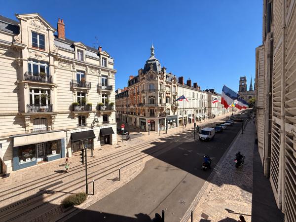 Bureaux à vendre 146 m2 Orleans rue Jeanne d'Arc