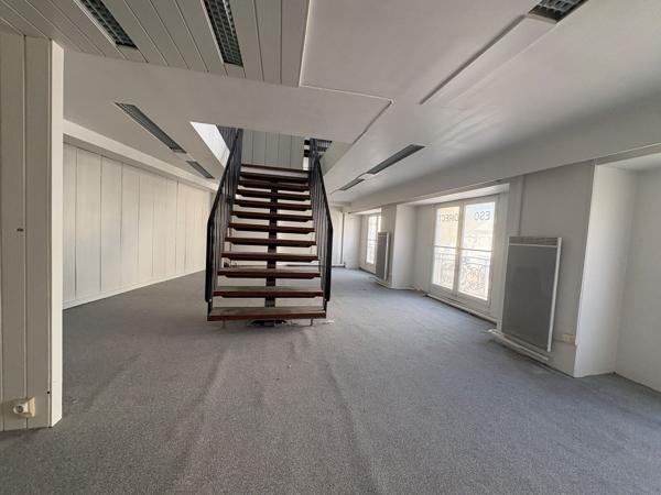 Bureaux à vendre 146 m2 Orleans rue Jeanne d'Arc