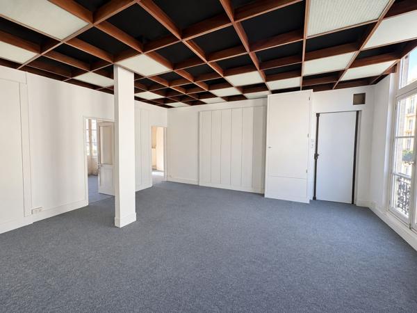 Bureaux à vendre 146 m2 Orleans rue Jeanne d'Arc