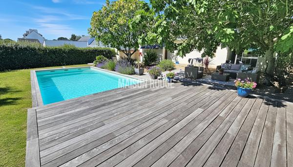 Vue sur le Golfe du Morbihan Maison familiale avec piscine et 5 chambres