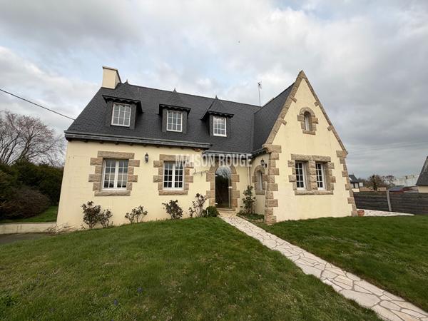 Charmante maison familiale néo-bretonne avec véranda et grand terrain - Proche centre de Lamballe-Armor