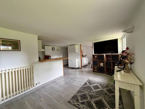 Maison familiale 9 pièces aux Bréviaires - 5 chambres