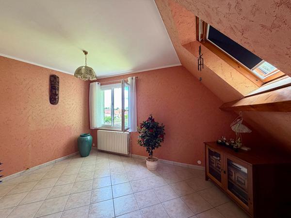 Maison familiale 9 pièces aux Bréviaires - 5 chambres
