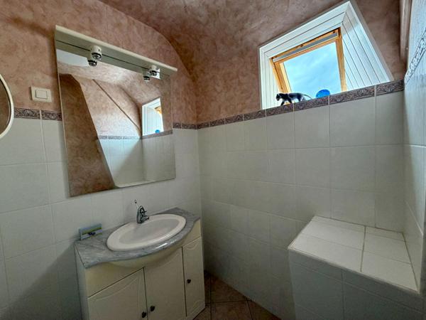 Maison familiale 9 pièces aux Bréviaires - 5 chambres