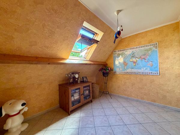 Maison familiale 9 pièces aux Bréviaires - 5 chambres