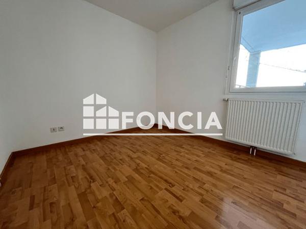 Location Appartement 2 pièces 39 m² - 22 E RUE DU DOCTEUR MOURAS Besancon 25000