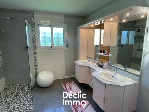 Vente villa Chatelaillon plage, 350m² 11 pièces 1 490 000€ avec piscine