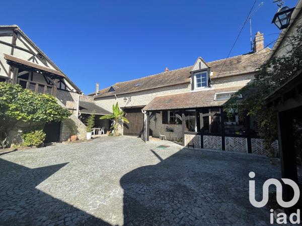 Maison à vendre 6 pièces 257 m² Saint-Germain-Laval