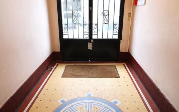 Appartement à vendre    2 pièces • 30,69 m2 Aubervilliers