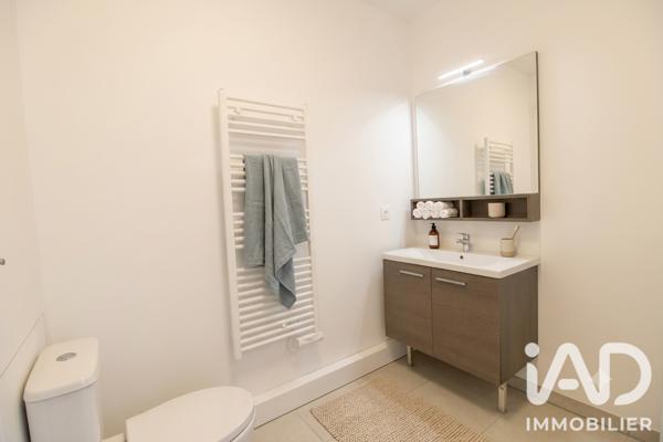 Appartement à vendre 2 pièces 47 m² Le Puy-Sainte-Réparade