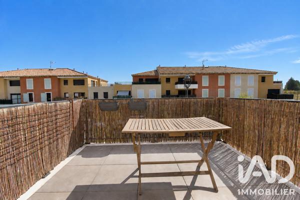 Appartement à vendre 2 pièces 47 m² Le Puy-Sainte-Réparade