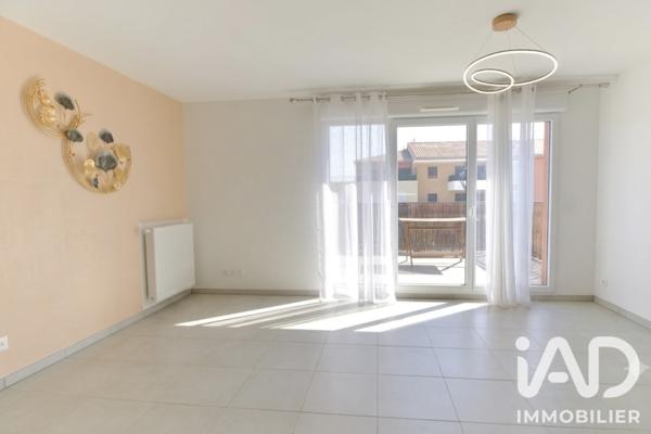 Appartement à vendre 2 pièces 47 m² Le Puy-Sainte-Réparade