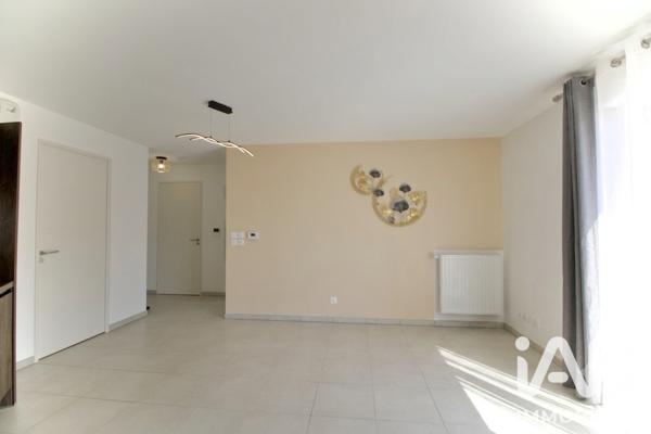 Appartement à vendre 2 pièces 47 m² Le Puy-Sainte-Réparade