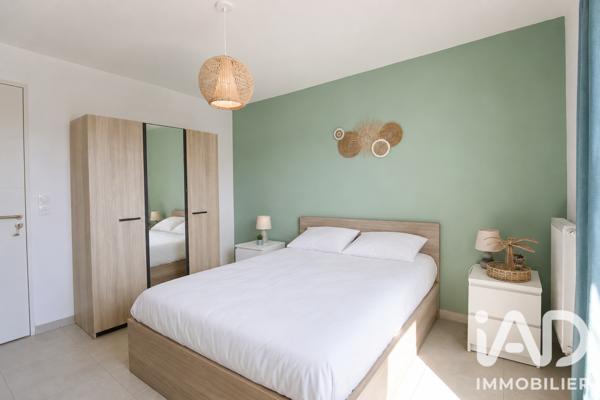 Appartement à vendre 2 pièces 47 m² Le Puy-Sainte-Réparade
