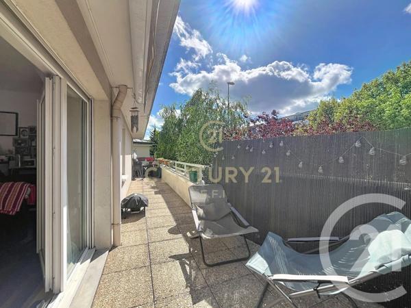 Appartement F2 à vendre  2 pièces - 49,26 m 2   NOISY LE GRAND  - 93