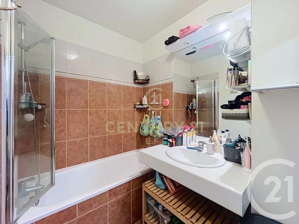 Appartement F2 à vendre  2 pièces - 49,26 m 2   NOISY LE GRAND  - 93
