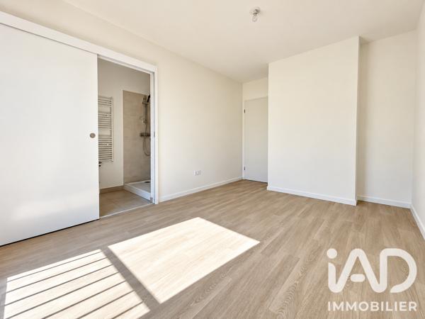 Appartement à vendre 2 pièces 50 m² Sainte-Geneviève-des-Bois