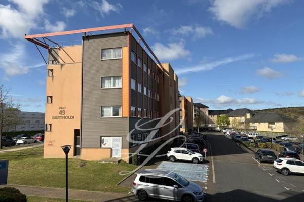 Location - BUREAUX 239 m 2