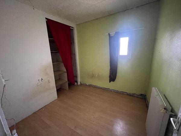 Poitiers (86000) MAISON 71 M2 A RENOVER AVEC JARDIN 300 M2 ET APPENTI