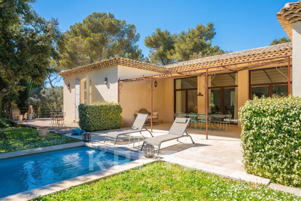 Maison avec piscine Saint-Marc-Jaumegarde
