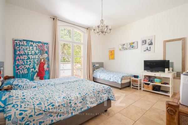 Maison avec piscine Saint-Marc-Jaumegarde