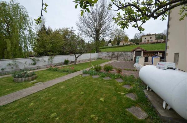 Dpt Saône et Loire (71), à vendre LA CLAYETTE PROCHE - maison P4 de 102 m² - Terrain de 527 m² -