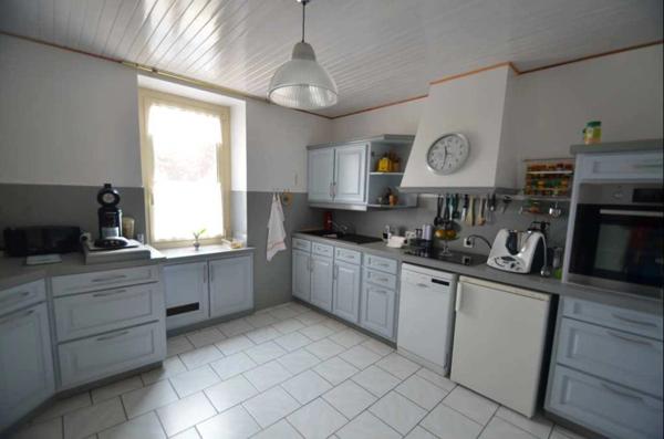 Dpt Saône et Loire (71), à vendre LA CLAYETTE PROCHE - maison P4 de 102 m² - Terrain de 527 m² -