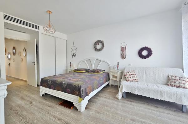 RIVE SUD Agosta Plage - Superbe T3 traversant vue mer + Garage Albitreccia (20128)