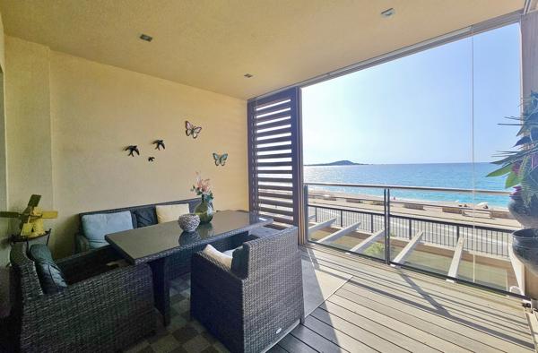 RIVE SUD Agosta Plage - Superbe T3 traversant vue mer + Garage Albitreccia (20128)