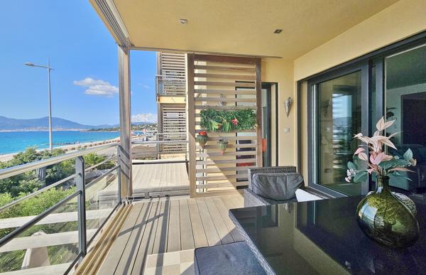 RIVE SUD Agosta Plage - Superbe T3 traversant vue mer + Garage Albitreccia (20128)