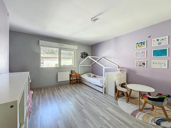 Maison de village 149m2 - 3 chambres - au calme avec grande terrasse et vue dégagée