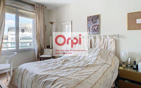 Appartement à vendre    3 pièces • 66,06 m2 Issy-les-Moulineaux