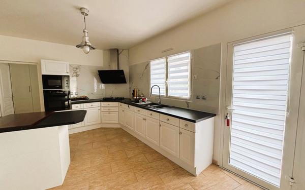 Maison à vendre    6 pièces • 254 m2 Tournefeuille