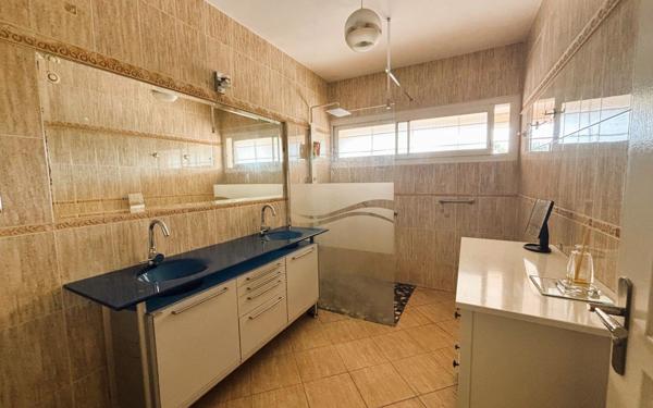 Maison à vendre    6 pièces • 254 m2 Tournefeuille