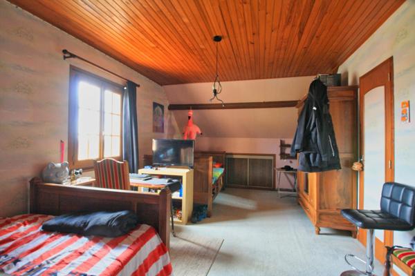 Maison 4 chambres, 140 m² sur un terrain de 1700 m².