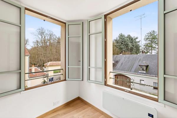 Maison Marnes-la-Coquette - VILLAGE